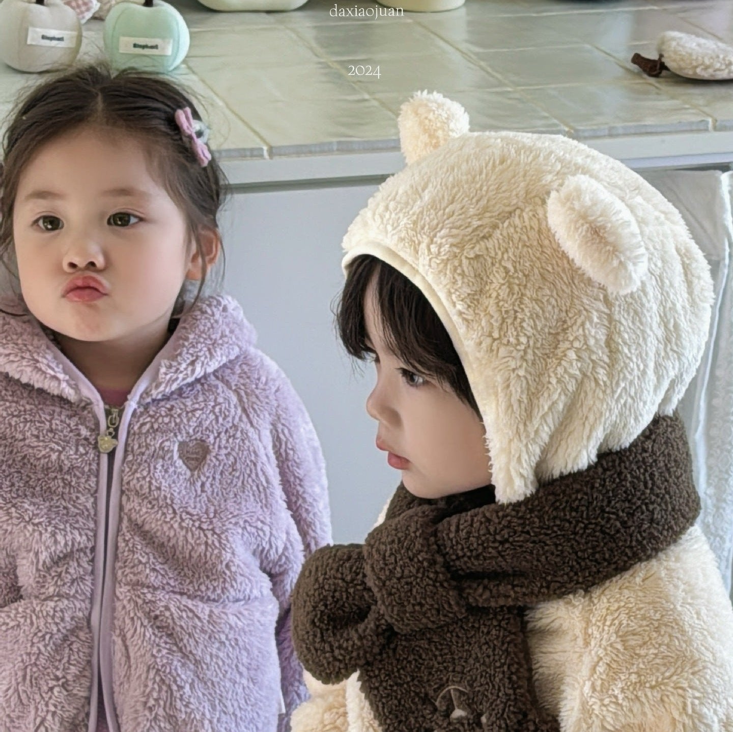 Ensemble de peluche ours mignon à capuche pour enfants DXJ (sans gants)