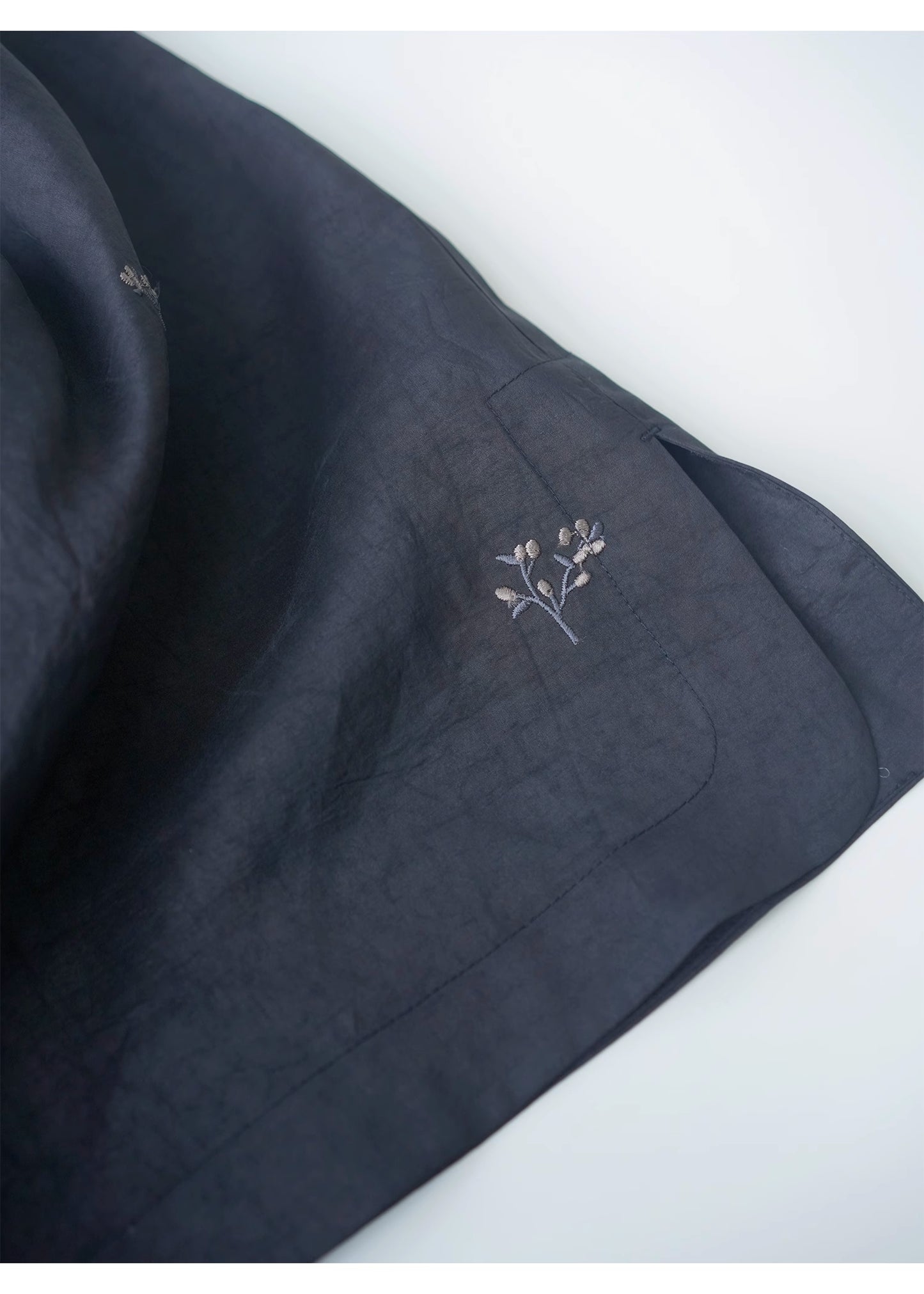 Robe à manches courtes en soie MaNa