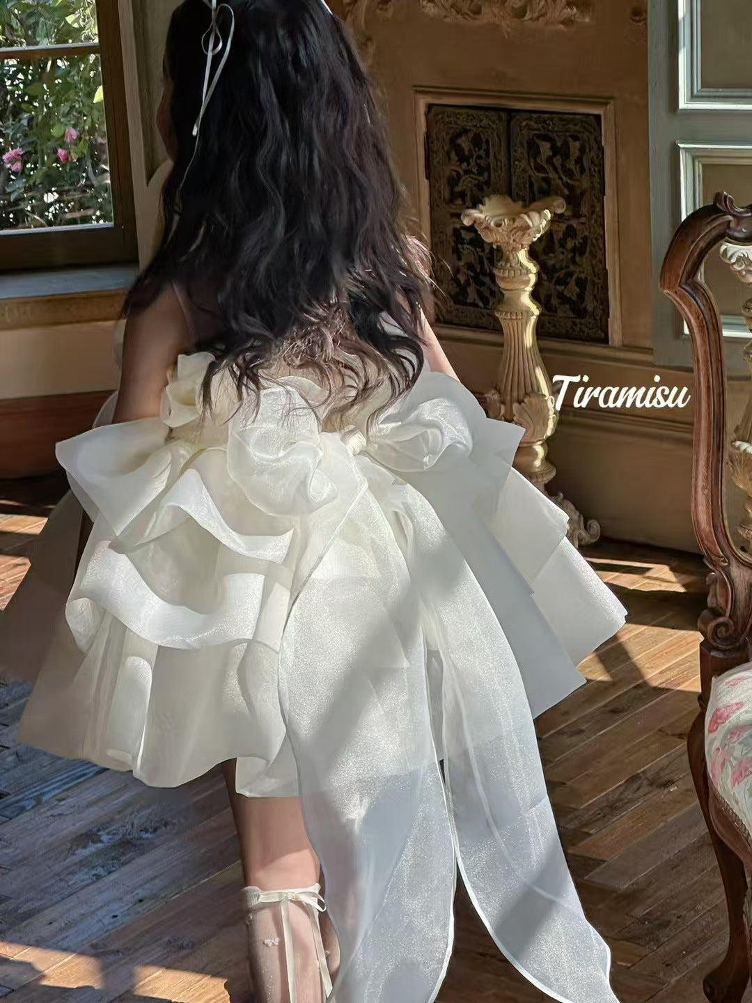 Tiramisu Girls' The Ivory Petal Cloud Dress (100-150/3y-12y)
