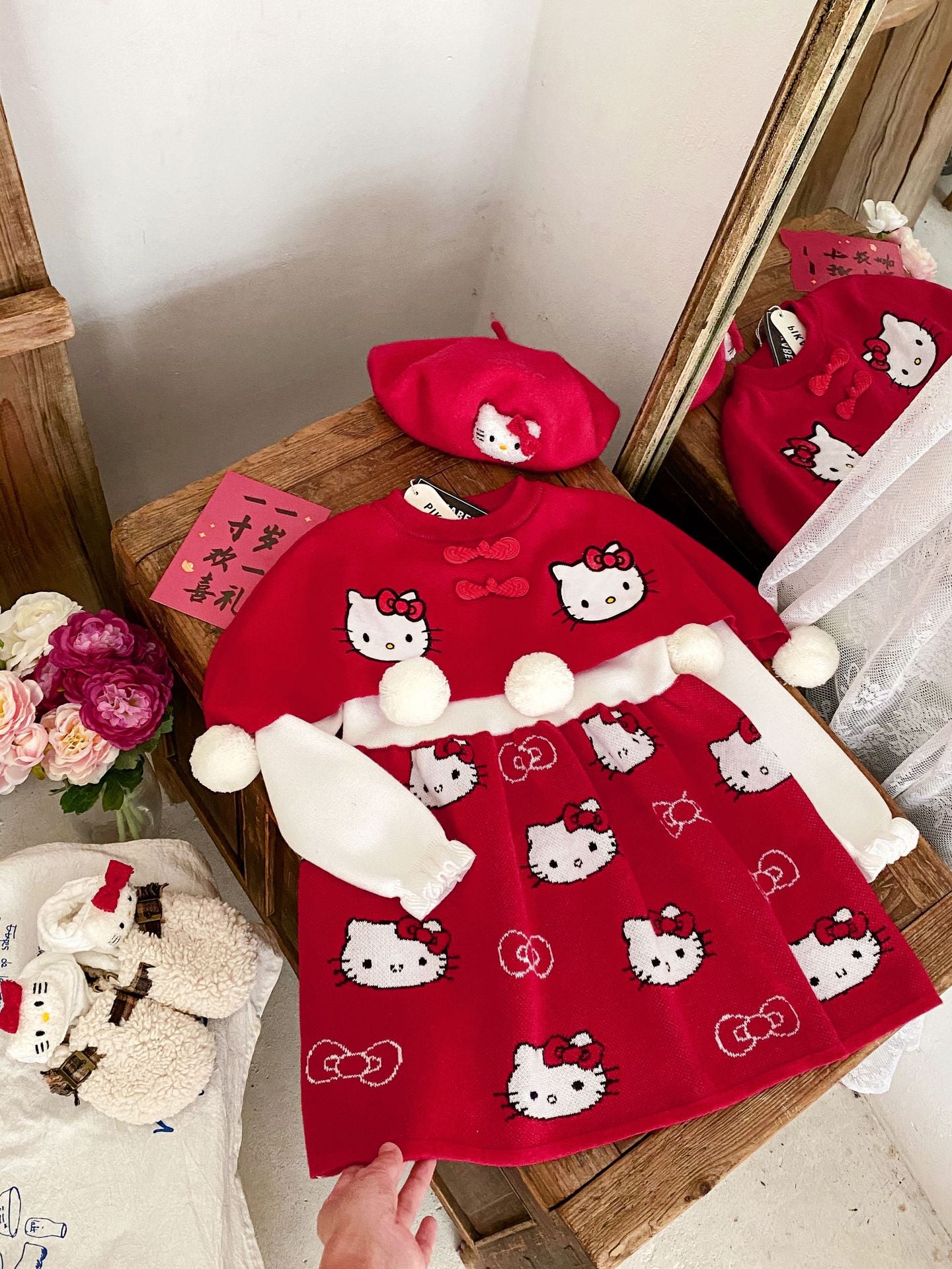 Robe pull rouge Hello Kitty pour filles