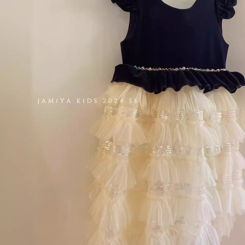 Jamiya Girl Black & White Puff Princess Dress