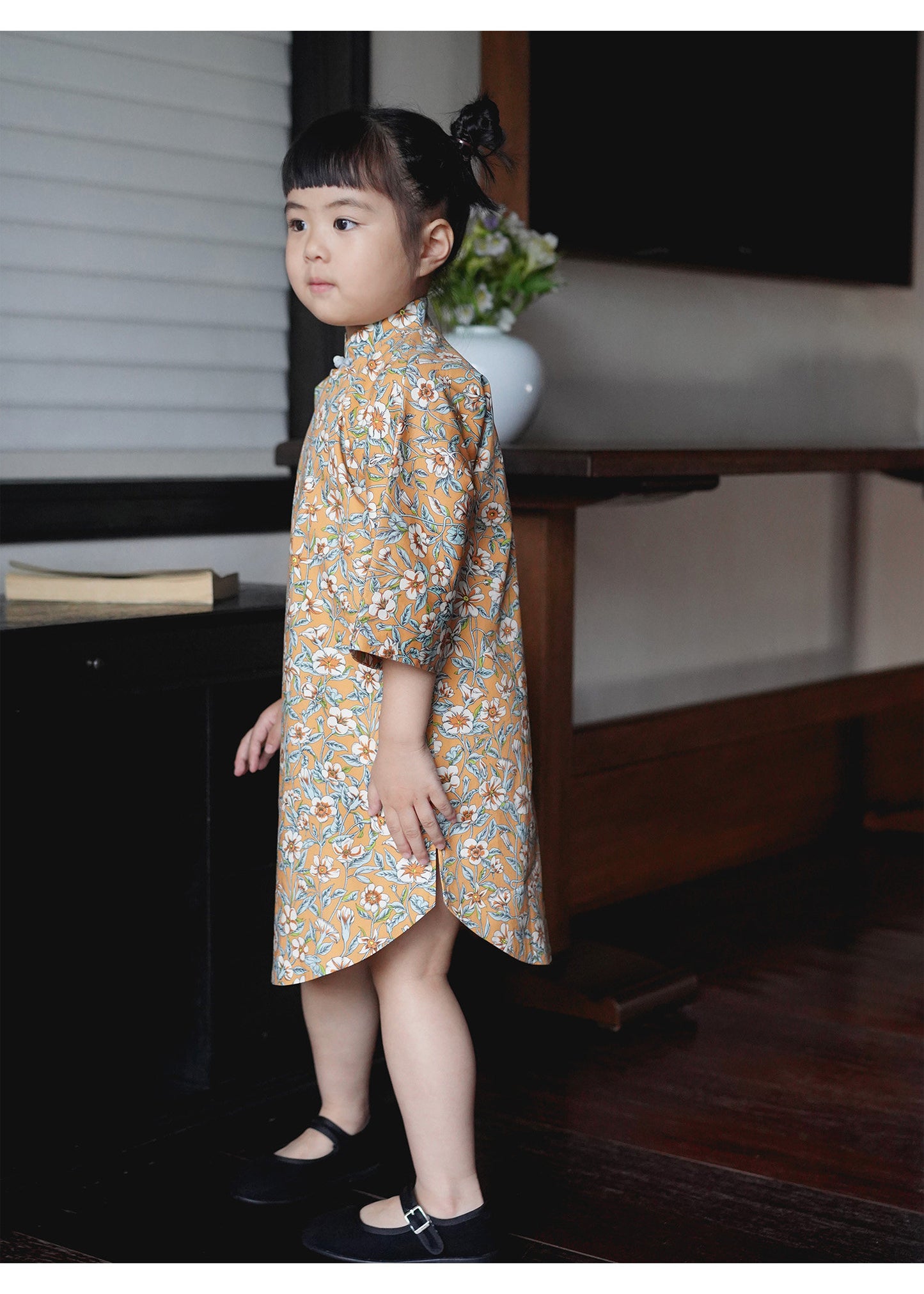 Manna Vintage Garden Cheongsam Dress