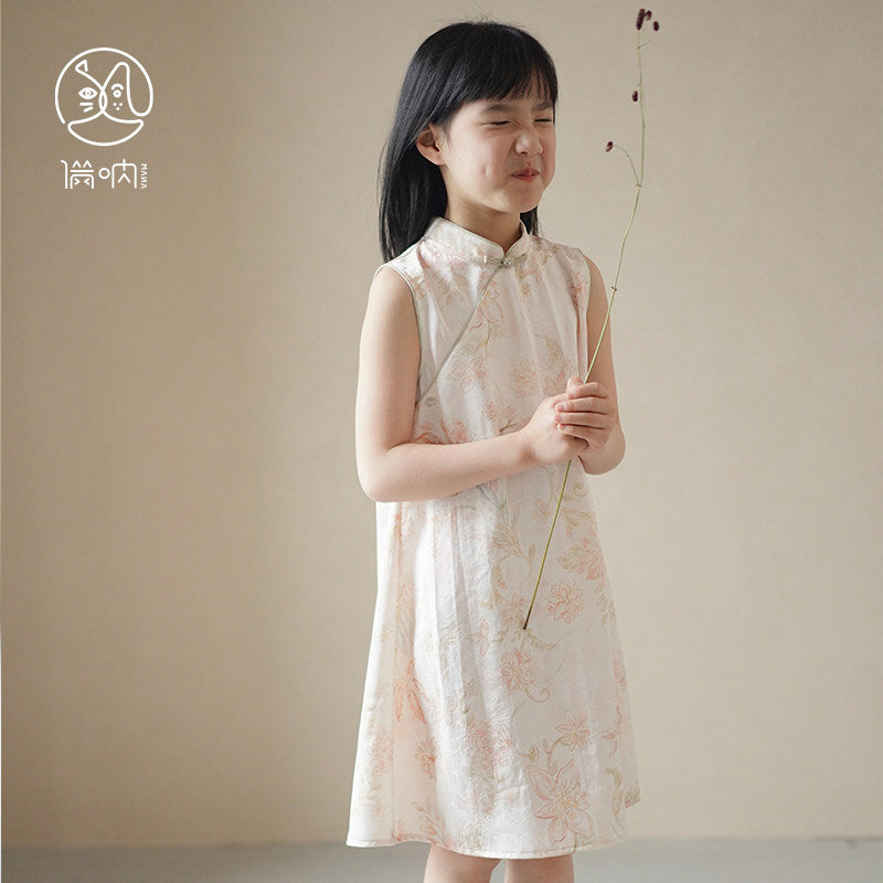 Manna Whisper Bloom Sleeveless Qipao Dress