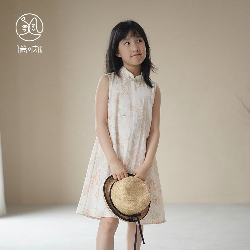 Manna Whisper Bloom Sleeveless Qipao Dress