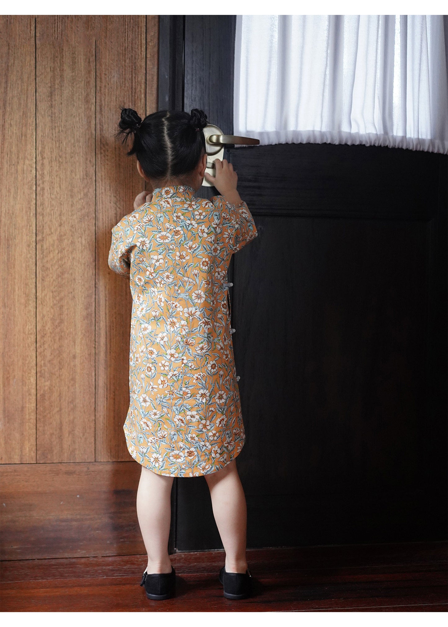 Manna Vintage Garden Cheongsam Dress