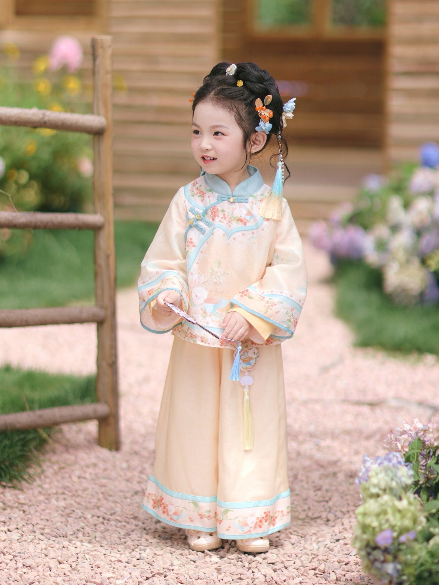 JXGX Little Moon Rabbit 2-Piece Girl’s Set --Xiaoyuetu