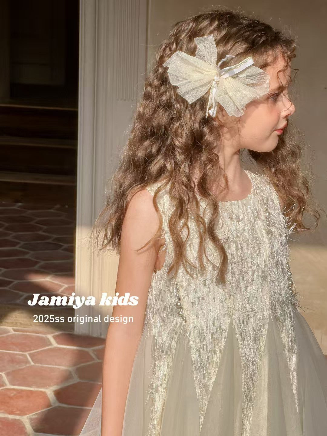 Jamiya Grils' Enchanted Pearl Feather Princess Dress (100-150/3y-12y)