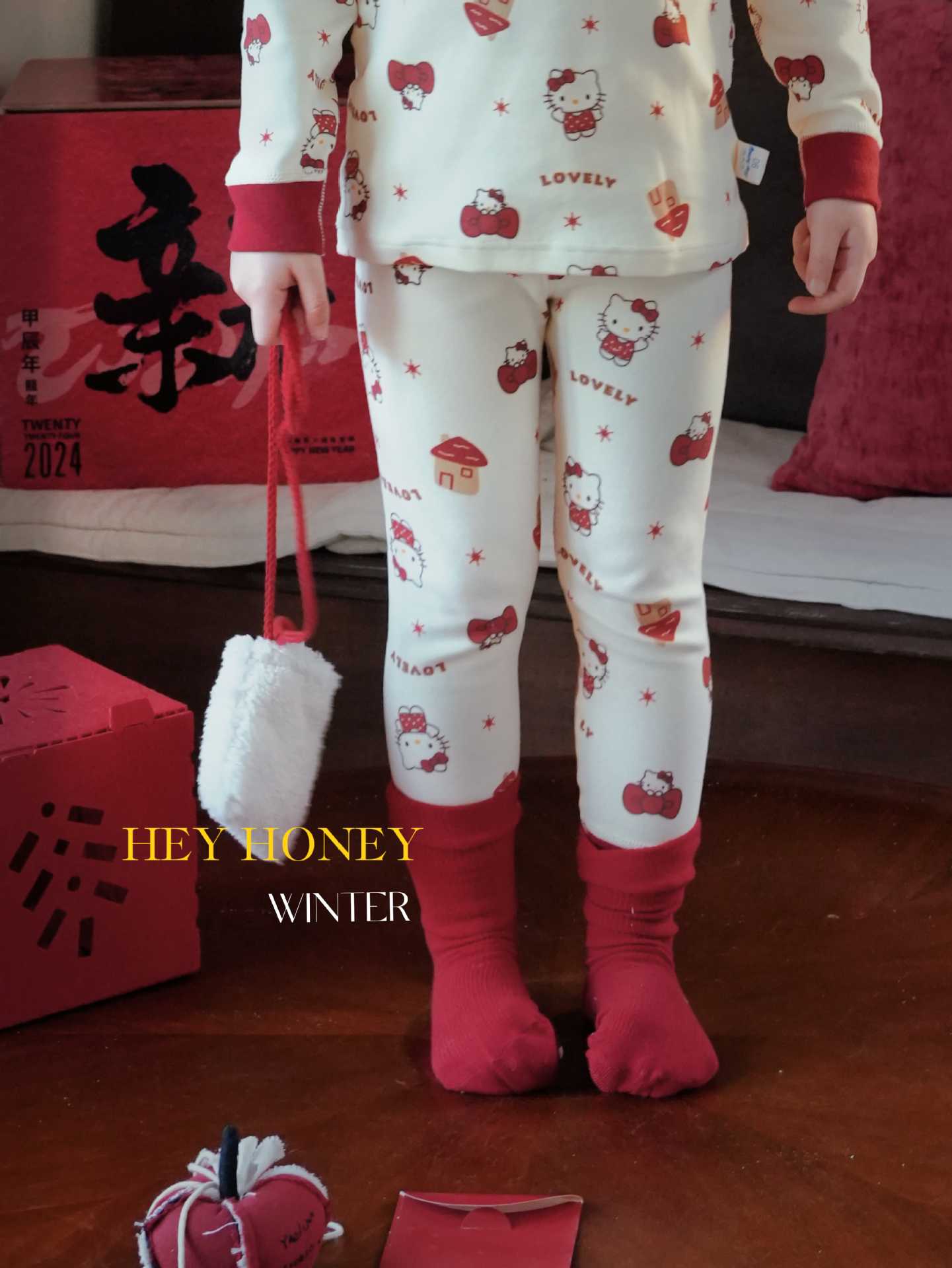 DXJ Children's Hello Kitty/Spring Festival/Christmas/ festive Pyjama Set