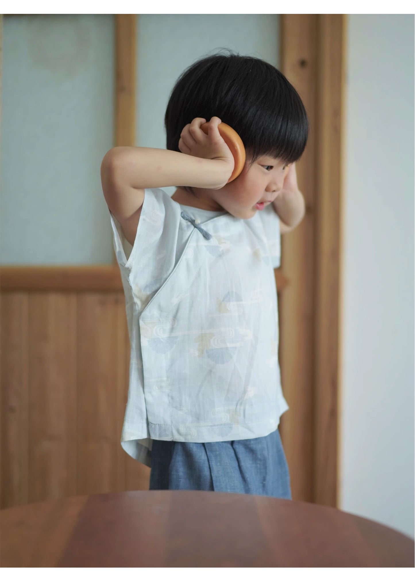 MaNa Boys Moon Rabbit Ramie Short-sleeve Top