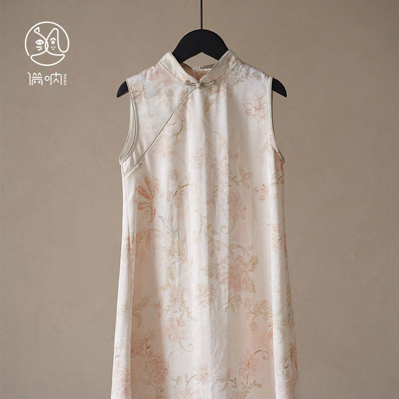 Manna Whisper Bloom Sleeveless Qipao Dress